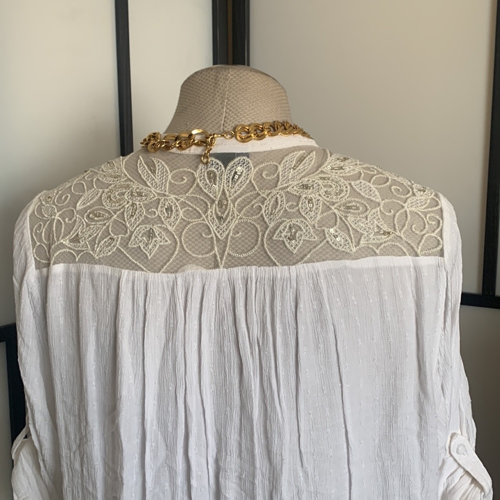 Torrid Women's White Tunic Detail Sheer Top Size 2X V797 - Picture 6 of 16